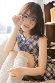 我爱冒牌机器女友